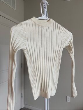 Cream Ribbed Long-Sleeve Women's Sweater PLT Ski Collection